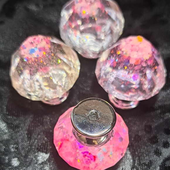 Pink glitter  drawer knobs 4 pack - Picture 4 of 4